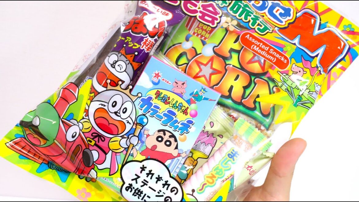 Dagashi Japanese Assorted Snacks Medium Pack with Magic Spin Mug Japan Souvenir