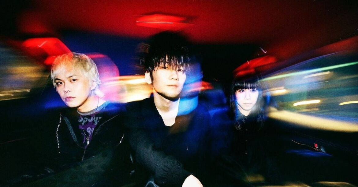 TK from Ling Tosite Sigure To Perform In China