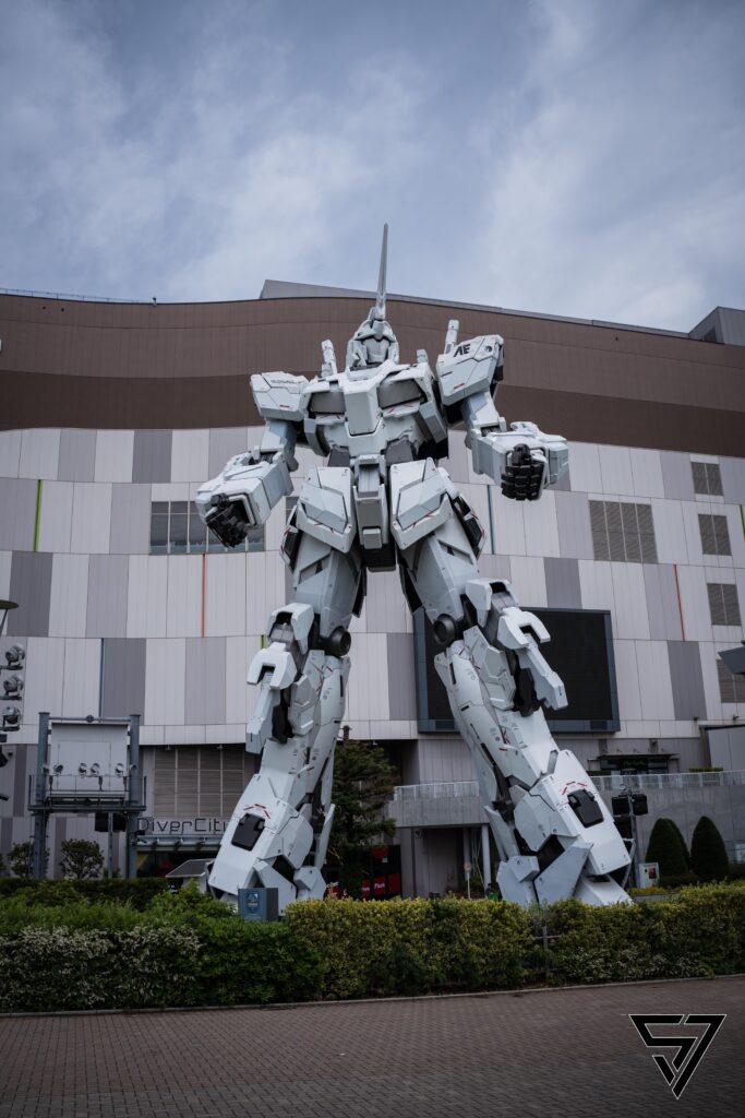 The Life-Sized UNICORN GUNDAM Statue