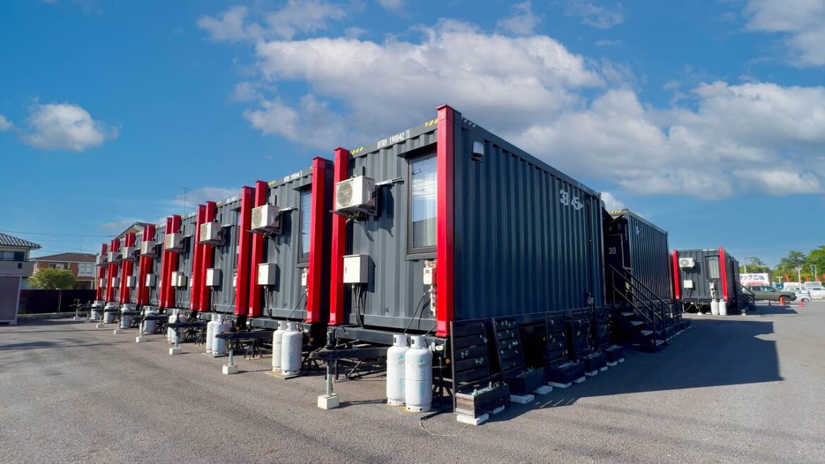 My Stay at Japan's Unique Container Hotel | R9 The Yard 🏨