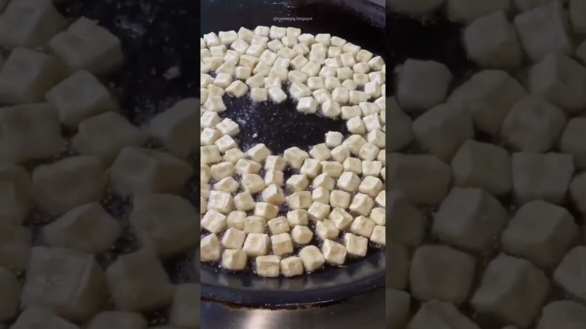 How to Make Super CRISPY TOFU - Fried Tofu Recipe
