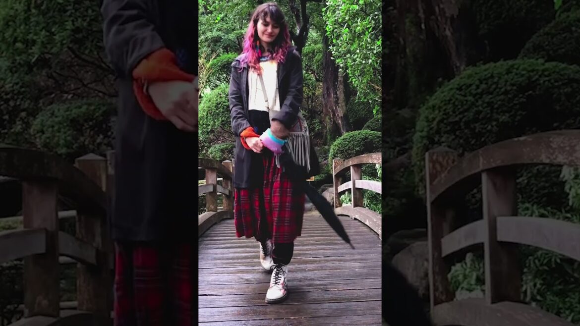 Traveling Solo in Japan (Cinematic Vlog): Wakayama Castle (2019) Traveling Solo in Japan (Cinematic Vlog): Wakayama Castle (2019)