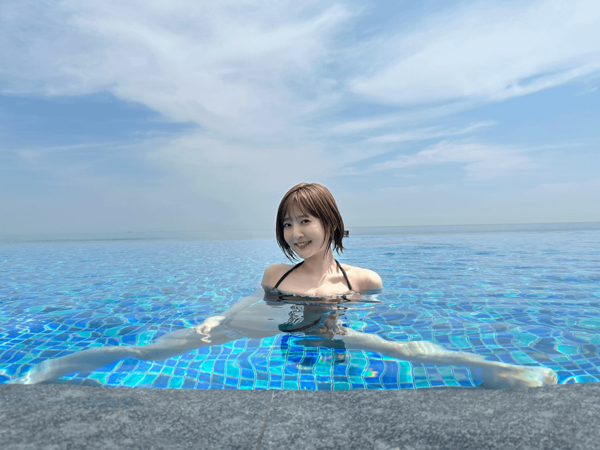 Kubo Yurika from Her Photobook「EUREKA」Shoot