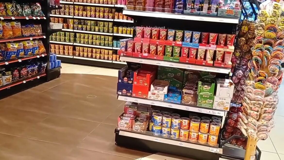 24 HOURS  CONVENIENCE STORE FOOD Price in Kuala Lumpur Airport _ NEW