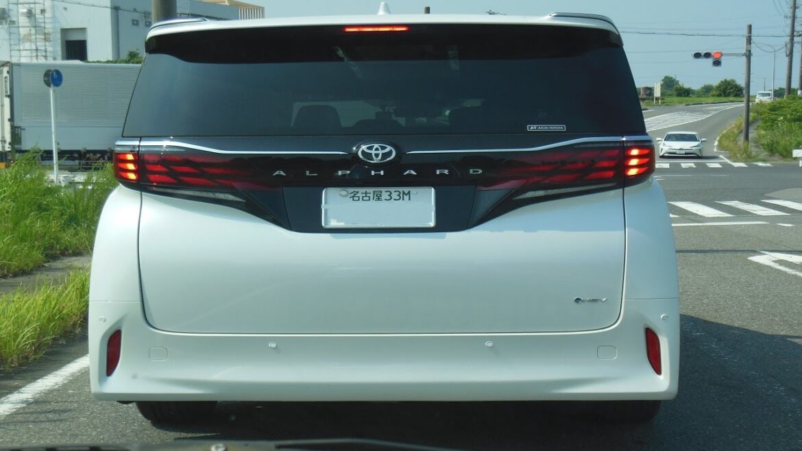 Big Car Boom in Japan Big Car Boom in Japan