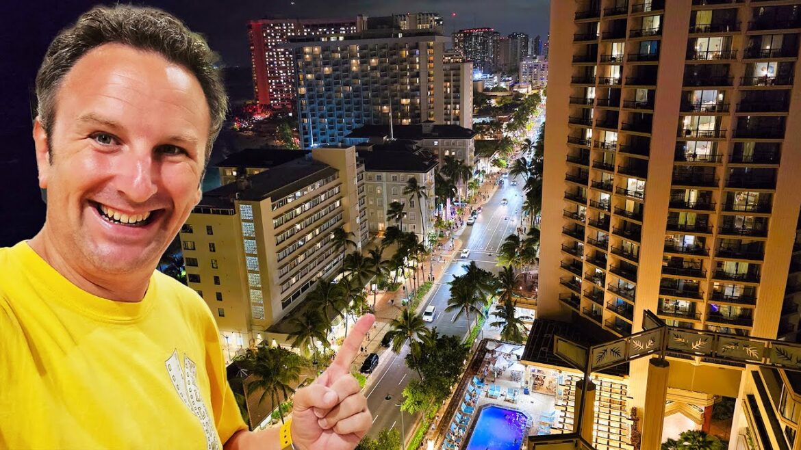 Waikiki Beach at Night: A Magical After-Sunset Tour