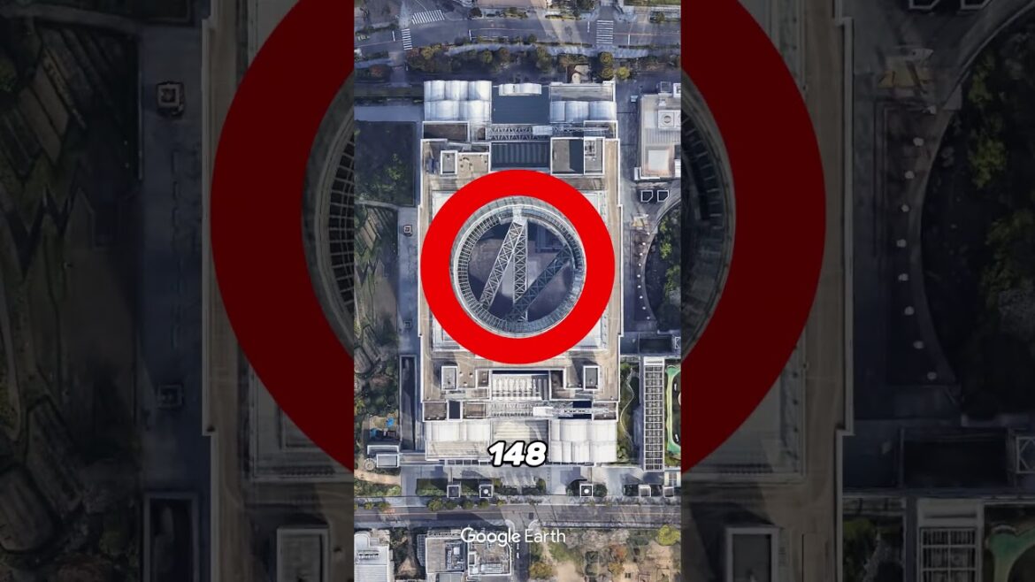 The Skyscraper with the Highest Escalators in the World