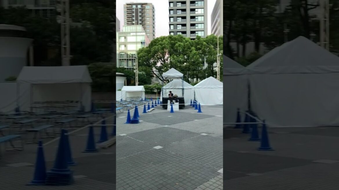 「なごやエンタメ祭り」まであと2日間、会場準備中！2024.8.10(土)～11(日)開催！久屋大通公園、エディオン久屋広場の様子♪2日前ですがステージが出来上がっています。 #なごやエンタメ祭り