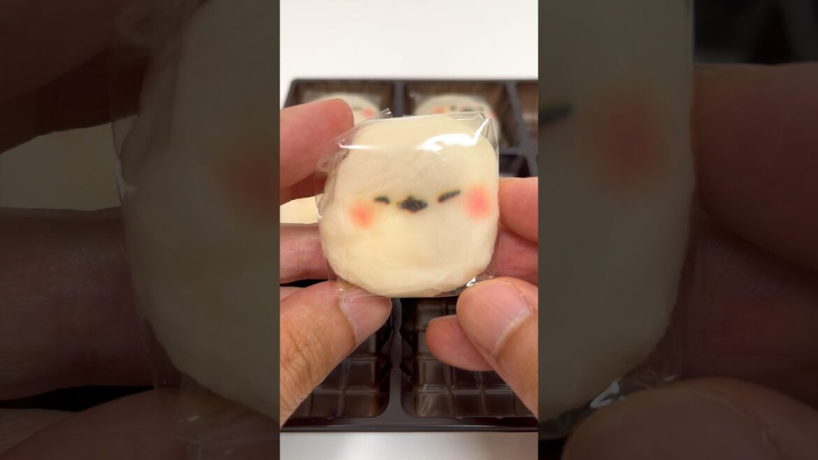 Long-tailed Tit Cream Daifuku Mochi Smile Face #shorts