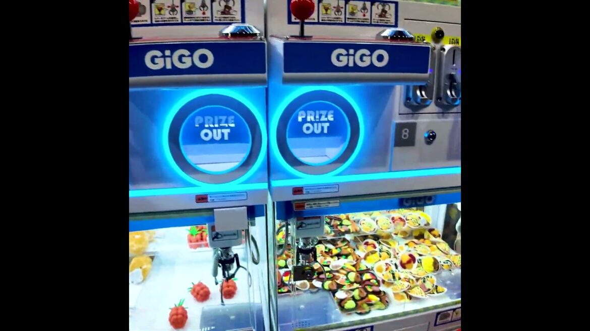 Tokyo Shinjuku👍UFO catcher♪💖Break Time🍹#shorts #japan #walk