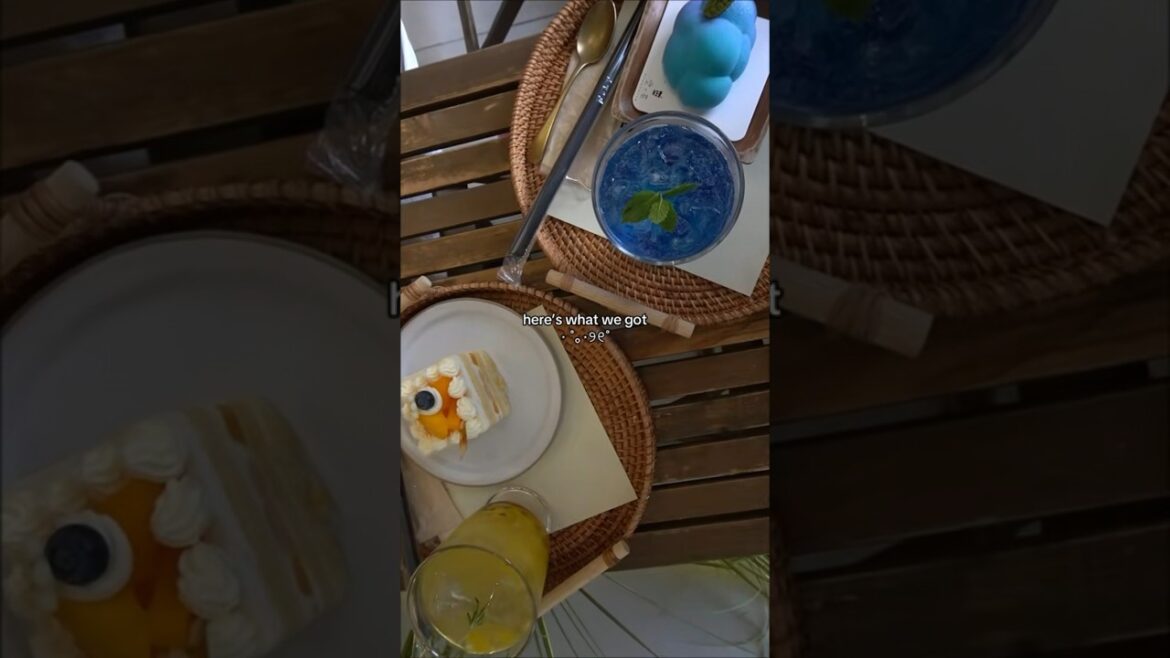 Cloud Cakes at a Cute Cafe in Kyoto, Japan ☁️ Cloud Cakes at a Cute Cafe in Kyoto, Japan ☁️