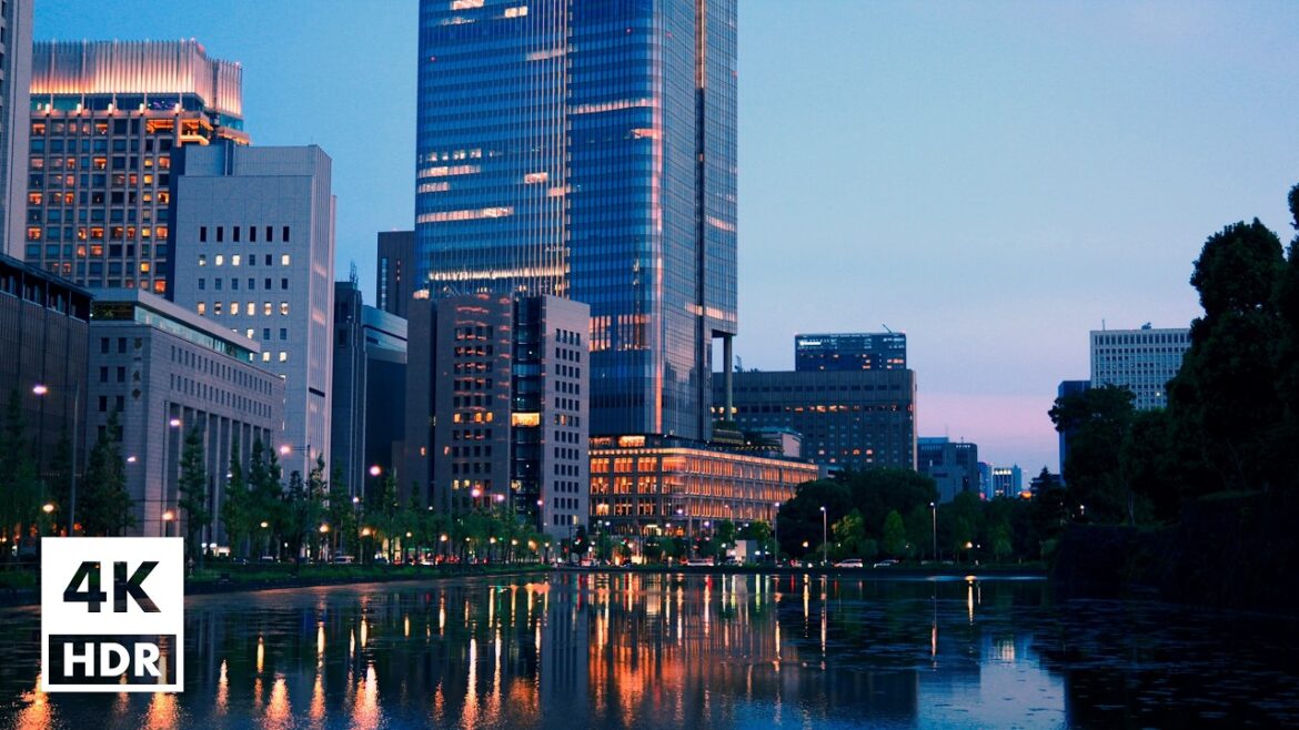 Dusk in Ginza, Yurakucho, Tokyo | 4K HDR with Japanese ambience Dusk in Ginza, Yurakucho, Tokyo | 4K HDR with Japanese ambience