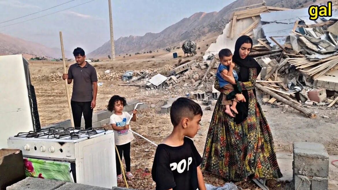 Hand of Destiny: A nomadic family after the destruction of their house, in search of a new shelter