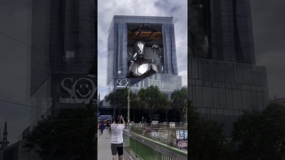 Awesome 3D BillBoard #shorts#viral#videos Awesome 3D BillBoard #shorts#viral#videos