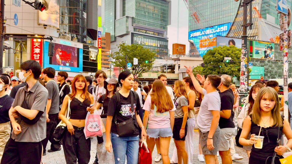 [4K] Evening Walking Tour in Shibuya. Tokyo, Japan.
