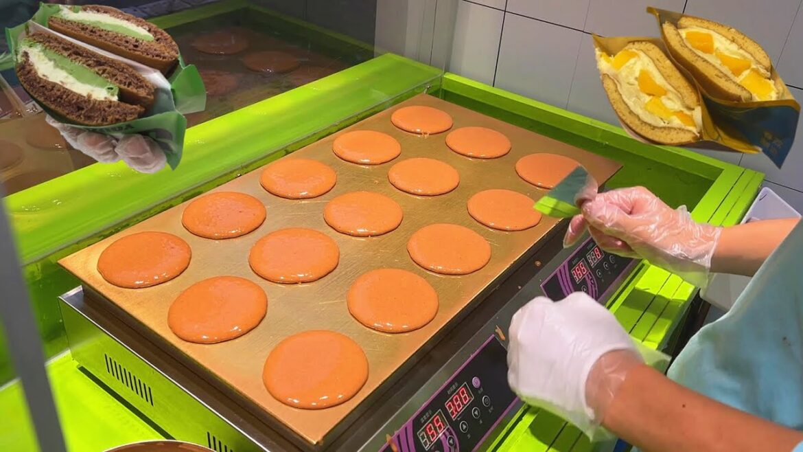 Street Food-Japanese Pancake DORAYAKI Jiggly Fluffy Cake