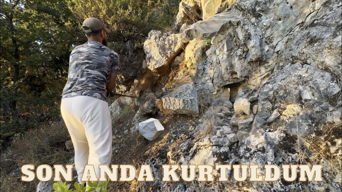Define Kasası Açarken Kayalar Üzerime Düşüyordu… Define Kasası Açarken Kayalar Üzerime Düşüyordu...