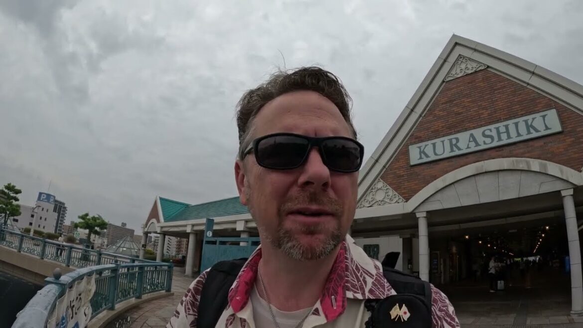 Kurashiki, Okayama Ken Part 1 clock and nearby park Kurashiki, Okayama Ken Part 1 clock and nearby park