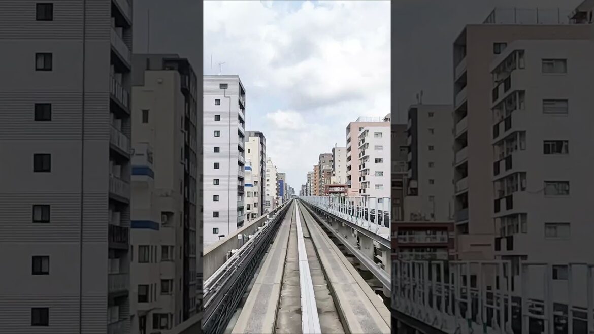 Nippori-Toneri Liner in Tokyo #travel #asiantravel #vlog