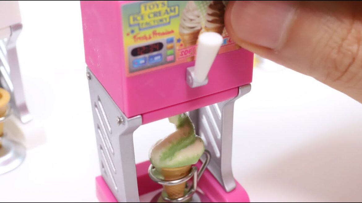 Miniature Edible Soft Serve Ice Cream Machine Gacha Capsule Toy Miniature Edible Soft Serve Ice Cream Machine Gacha Capsule Toy