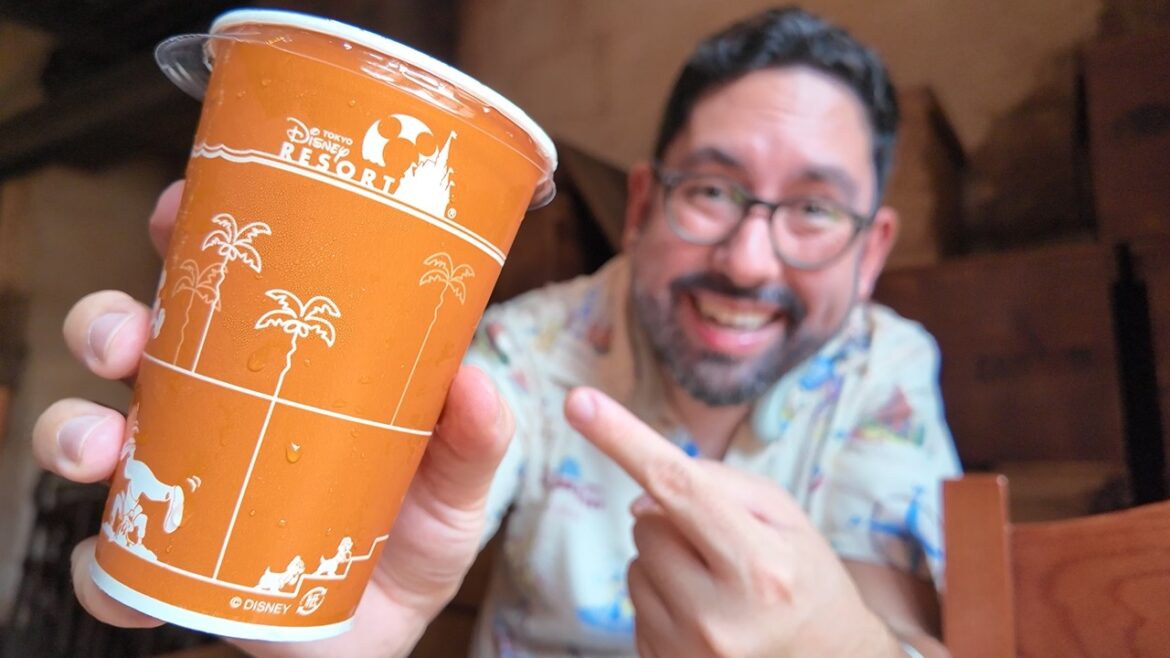 The BEST Drink at Tokyo Disney Resort (and where to find it)