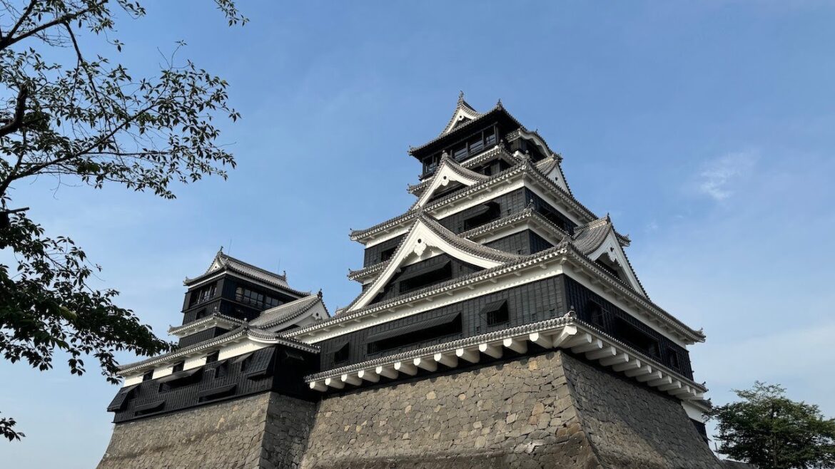 Kumamoto 2024 | Castle, Mt. Aso, & Cuddly Dominion Kumamoto 2024 | Castle, Mt. Aso, & Cuddly Dominion