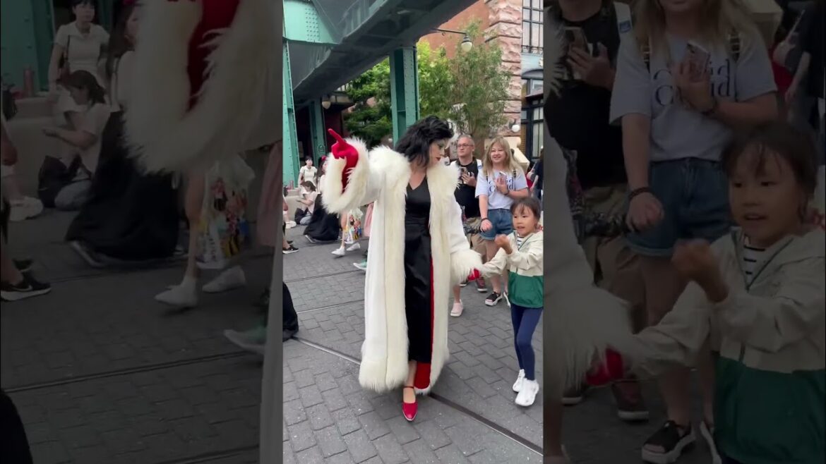 Let me bring you to the Happiest place on earth! Tokyo Disneysea! #disneysea #disney #fyp #shorts Let me bring you to the Happiest place on earth! Tokyo Disneysea! #disneysea #disney #fyp #shorts