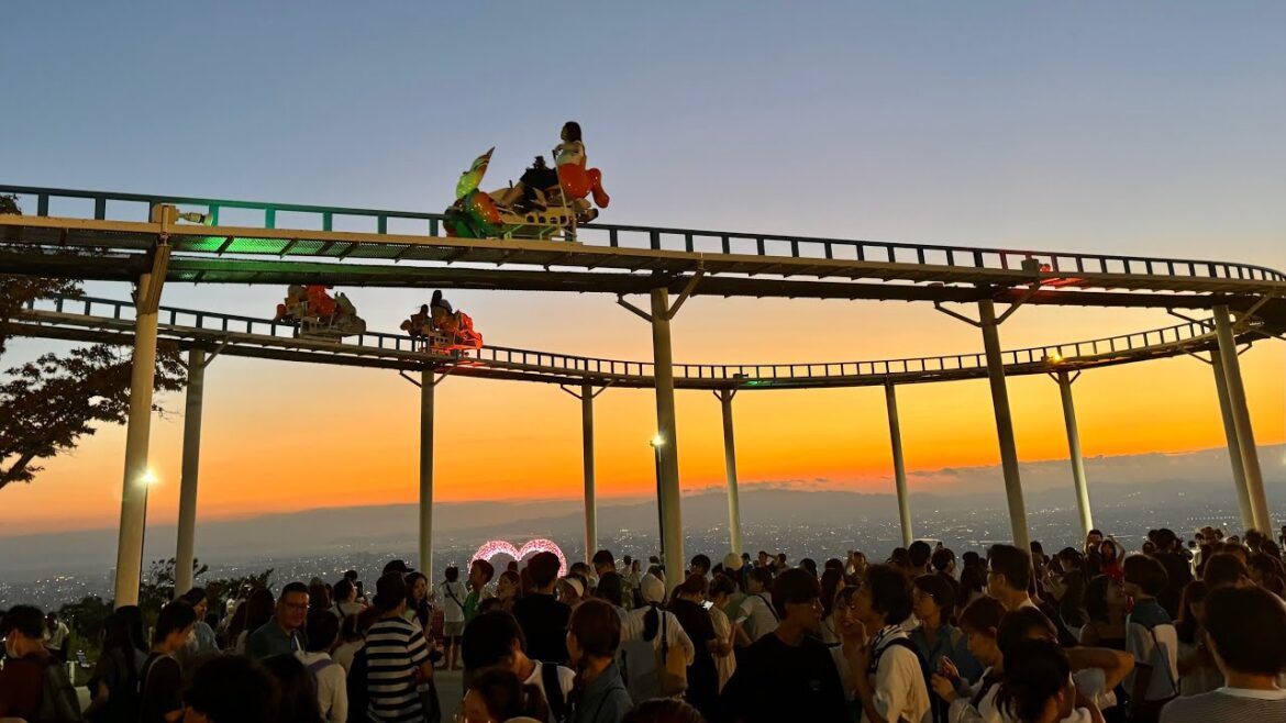 Like Sky Travel! Japan's Rural Amusement Park on Top of Mountain | Ikoma Sanjo Yuenchi