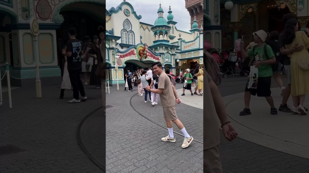 Let me bring you to the happiest place on earth! #disneysea #disney #disneyland #shorts #fyp #japan Let me bring you to the happiest place on earth! #disneysea #disney #disneyland #shorts #fyp #japan