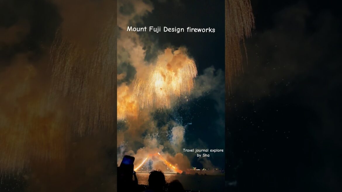 Mount Fuji design fireworks Japan #fireworks #japneseculture #japan #asiantravel #travel #nightlife Mount Fuji design fireworks Japan #fireworks #japneseculture #japan #asiantravel #travel #nightlife