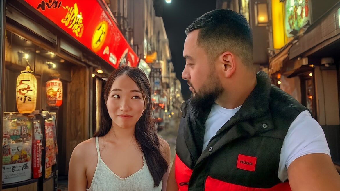 Japanese Girl Takes Me Out After Dark 🇯🇵
