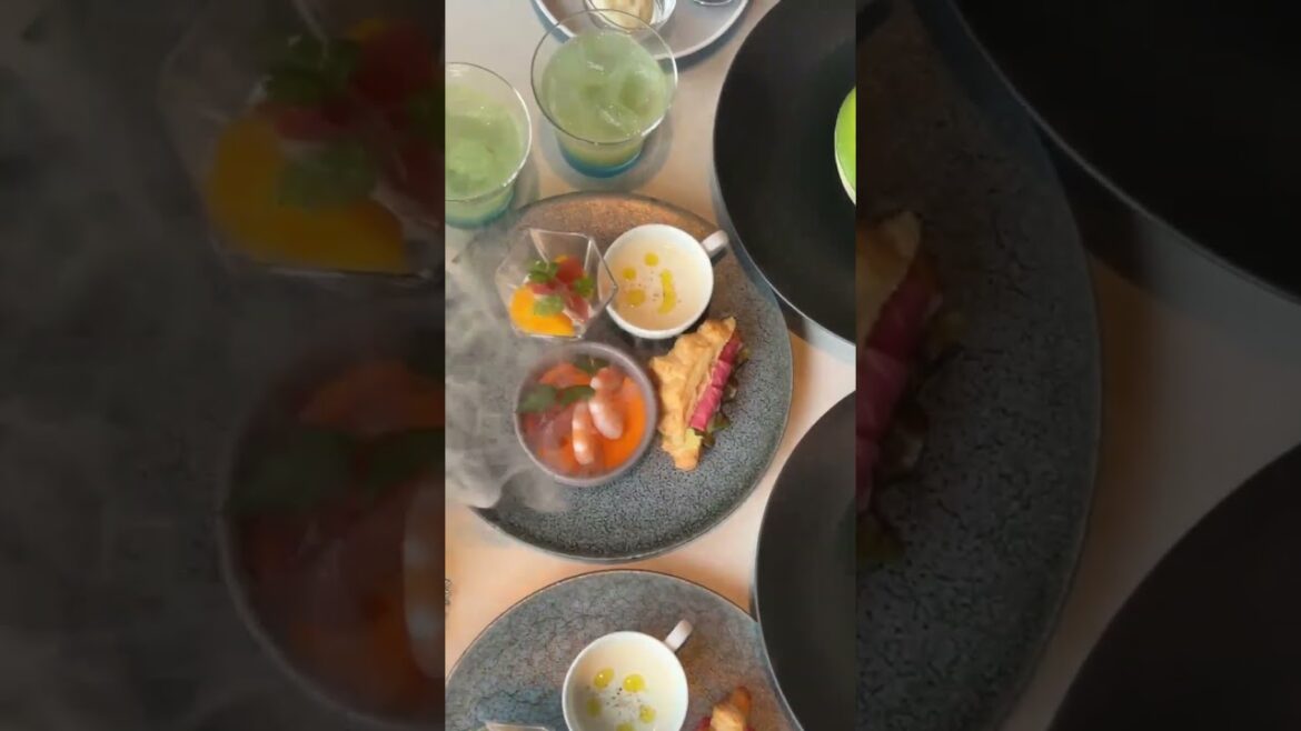 宝石箱がテーマのアフタヌーンティー|SAPPORO STREAM HOTEL 宝石箱がテーマのアフタヌーンティー|SAPPORO STREAM HOTEL