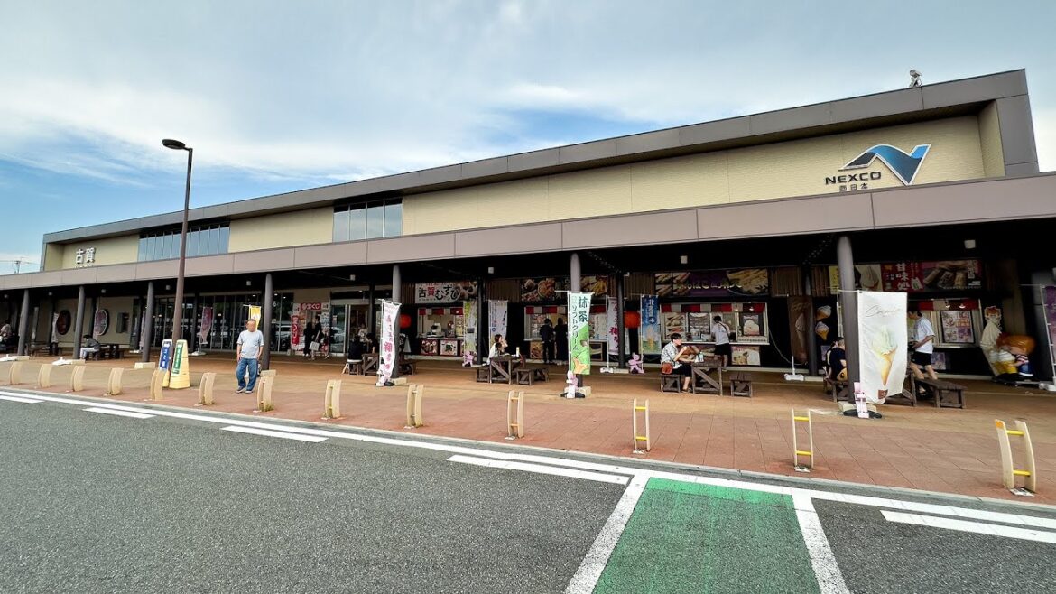 九州道ドライブ必見！古賀SA(下り)の魅力｜一蘭・駐車場・お土産・設備情報も充実