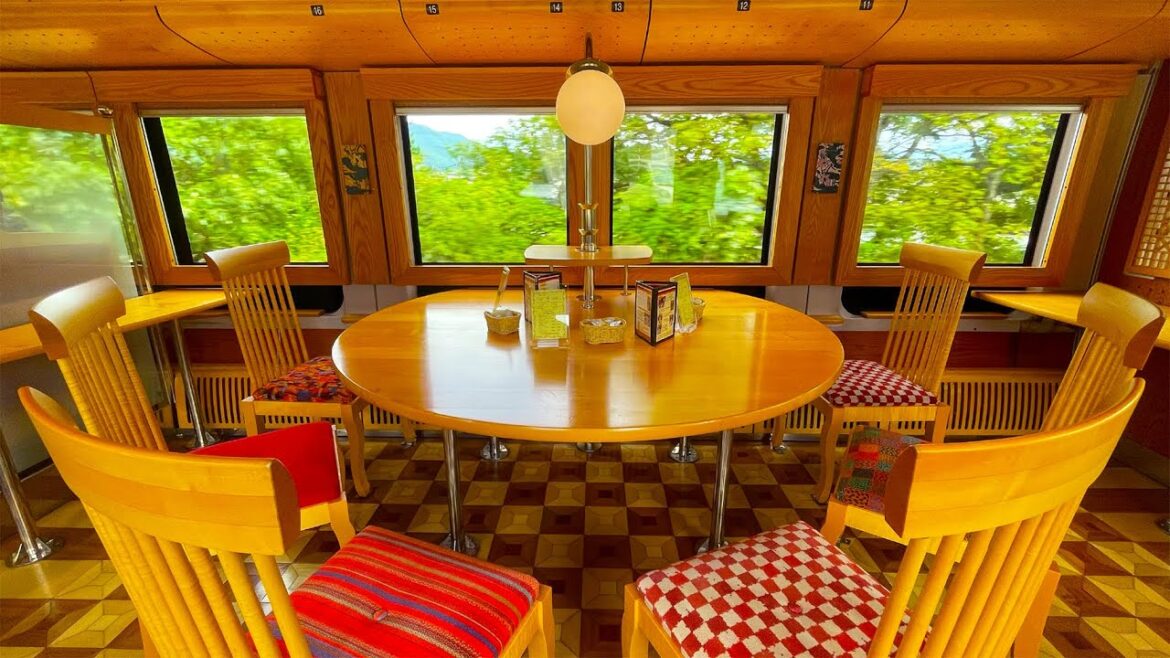 Luxury Train on the Fujisan View Express! Enjoy Ultimate Hospitality with Stunning Mt. Fuji Views!