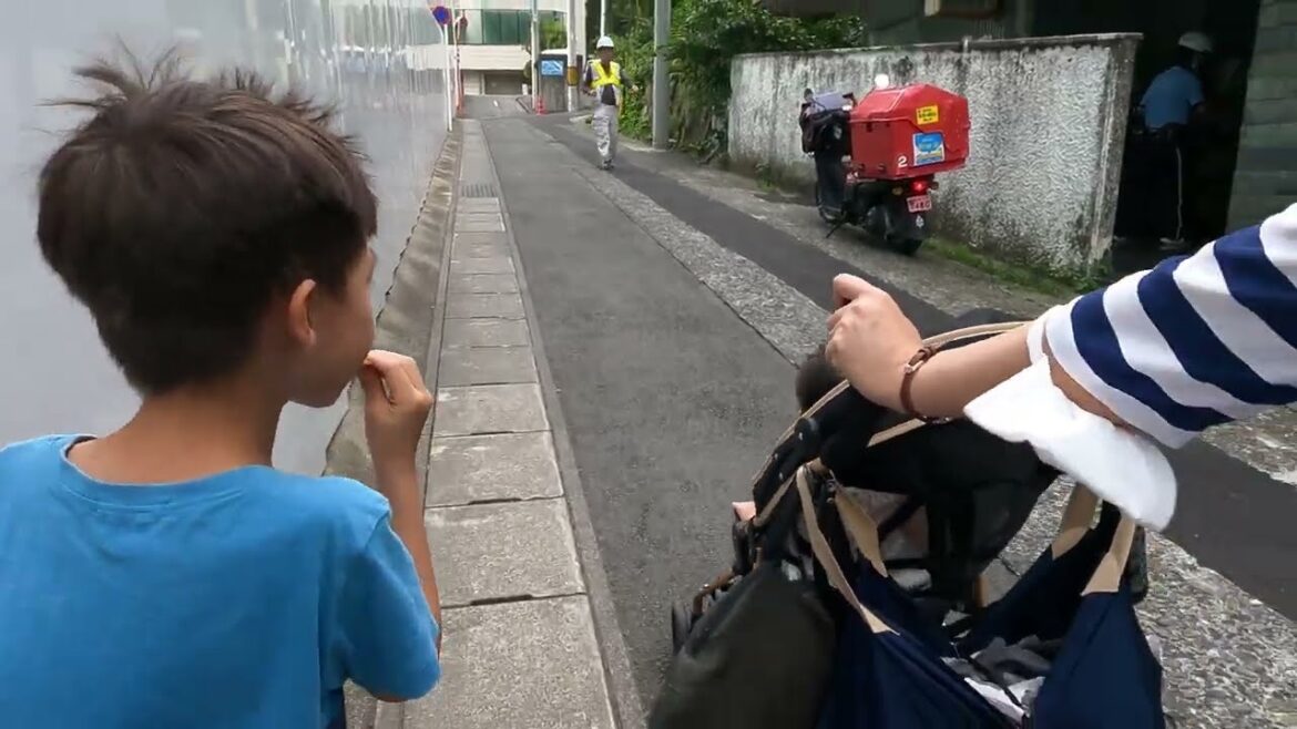 【JAPAN 4K】Walking Around Atami Station • Shizuoka Destination