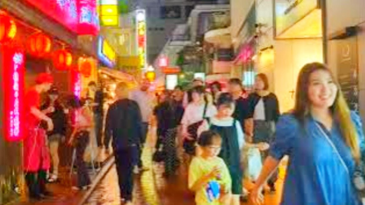 [4K 60fps] Shibuya Night Scenery and walking tour.  Tokyo, Japan.