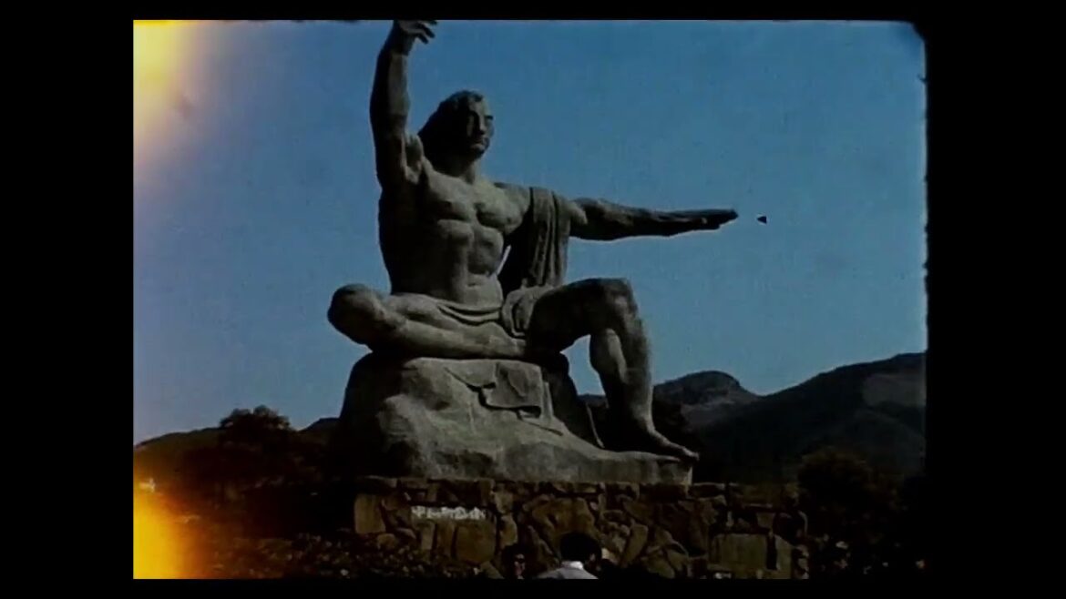 Kyoto and Nagasaki – 8mm Home Movie (1960s?) Kyoto and Nagasaki - 8mm Home Movie (1960s?)