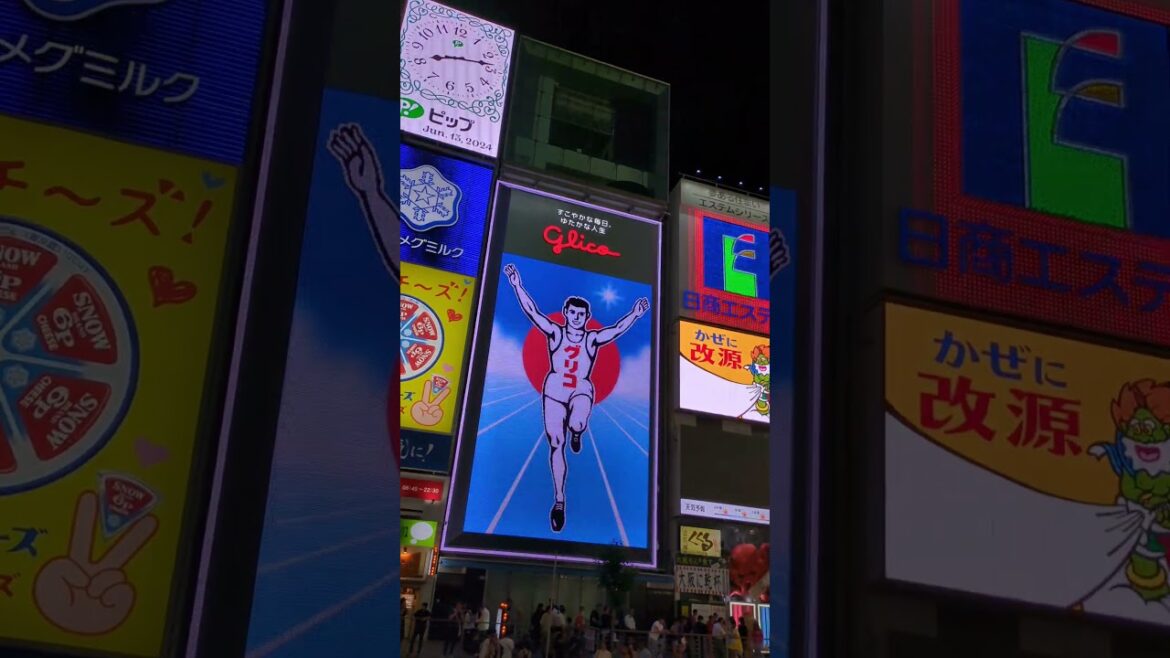 Dotonbori at night #osaka #dotonbori #japanshorts #dotonboriatnight #japan #osakashorts #travel