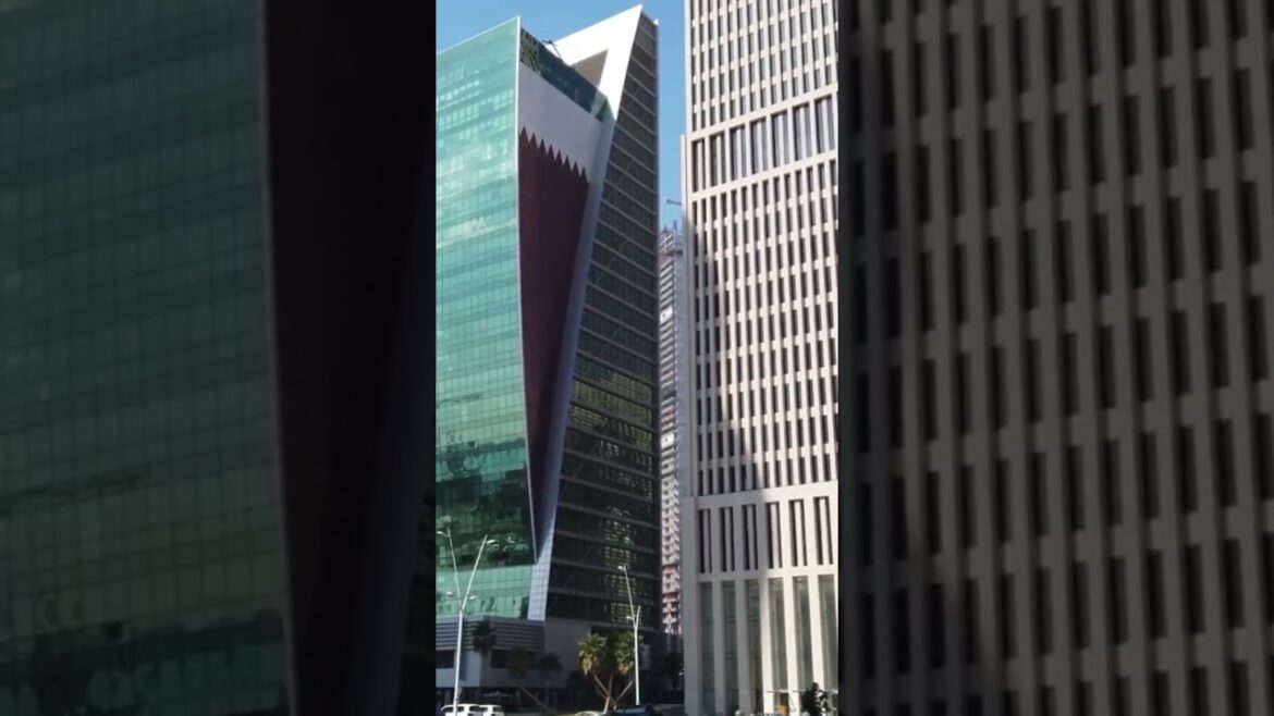 Japan travel guide #travel #vacation #travelhacks #vacationtravelguide #facts #holidaytraveller