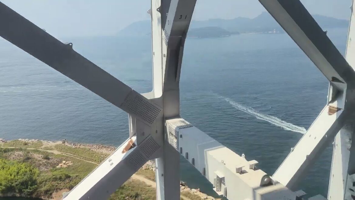 瀬戸大橋線 快速マリンライナー 坂出⇒児島 美しい瀬戸内海を観ながら瀬戸大橋を通過-Seto Ohashi Line, Rapid Marine Liner, Sakaide⇒Kojima