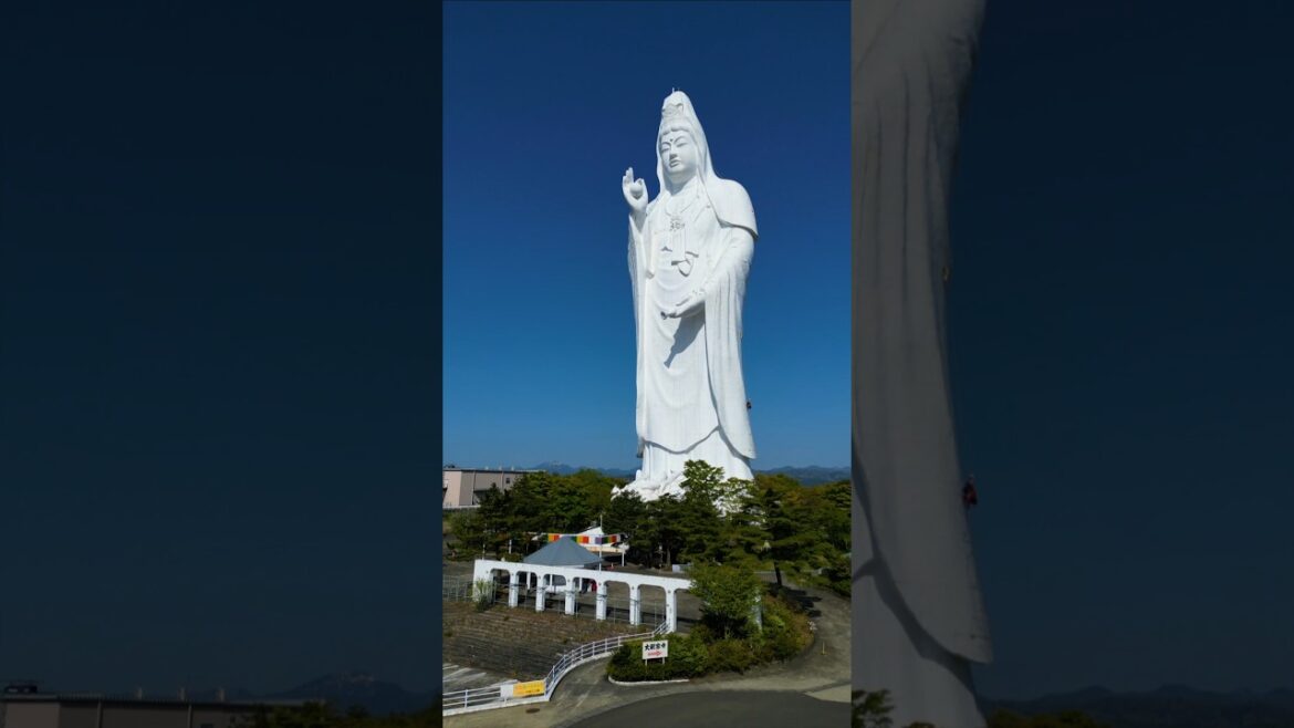 Tiny workers at Sendai Dai Kannon Temple😊 #japan #sendai #dronevideo #kannon