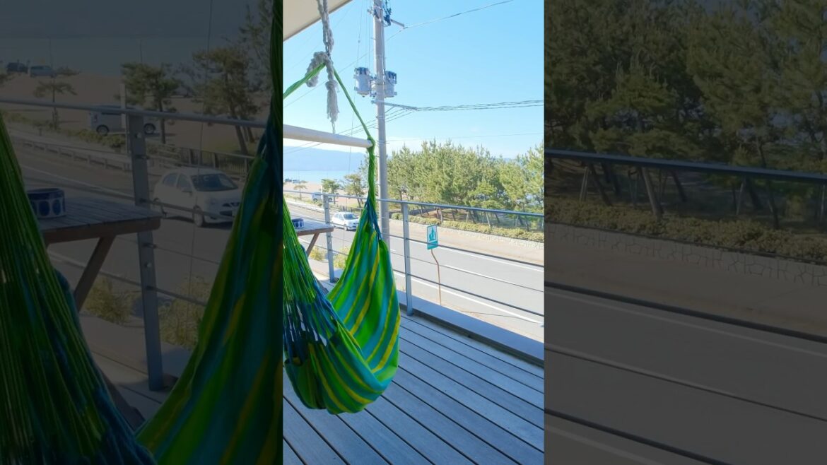 A hotel in front of the sea on Sado Island🇯🇵