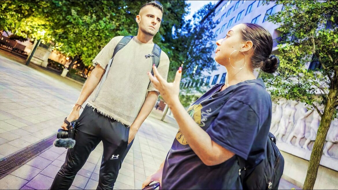 În poze BOMBĂ, în realitate PETARDĂ. Mi-am luat țeapă cu o gagică ce avea poze false În poze BOMBĂ, în realitate PETARDĂ. Mi-am luat țeapă cu o gagică ce avea poze false