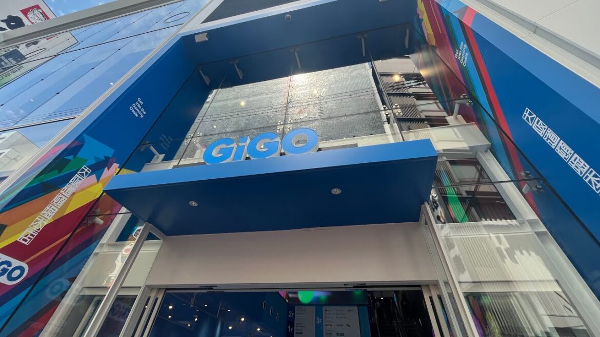 Newest GIANT Arcade in Osaka City! (GiGO Osaka Doutonbori Honten) Newest GIANT Arcade in Osaka City! (GiGO Osaka Doutonbori Honten)
