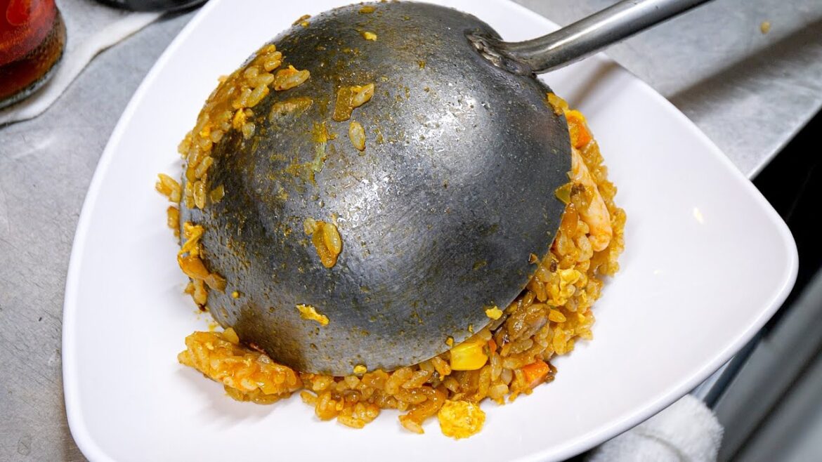 広島）全１１種類から選べる本格チャーハン専門店！働く男達の胃袋を満たすガッツリ労働者めし