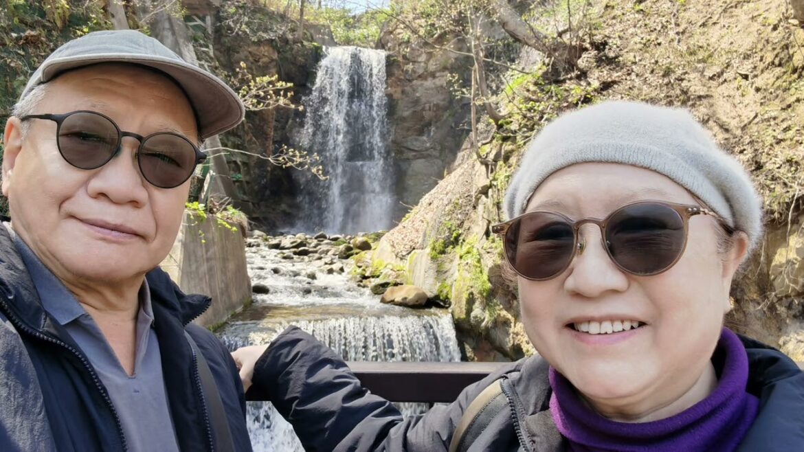 Hokkaido Spring 2024 vlog – see what we eat, see where we go Hokkaido Spring 2024 vlog - see what we eat, see where we go