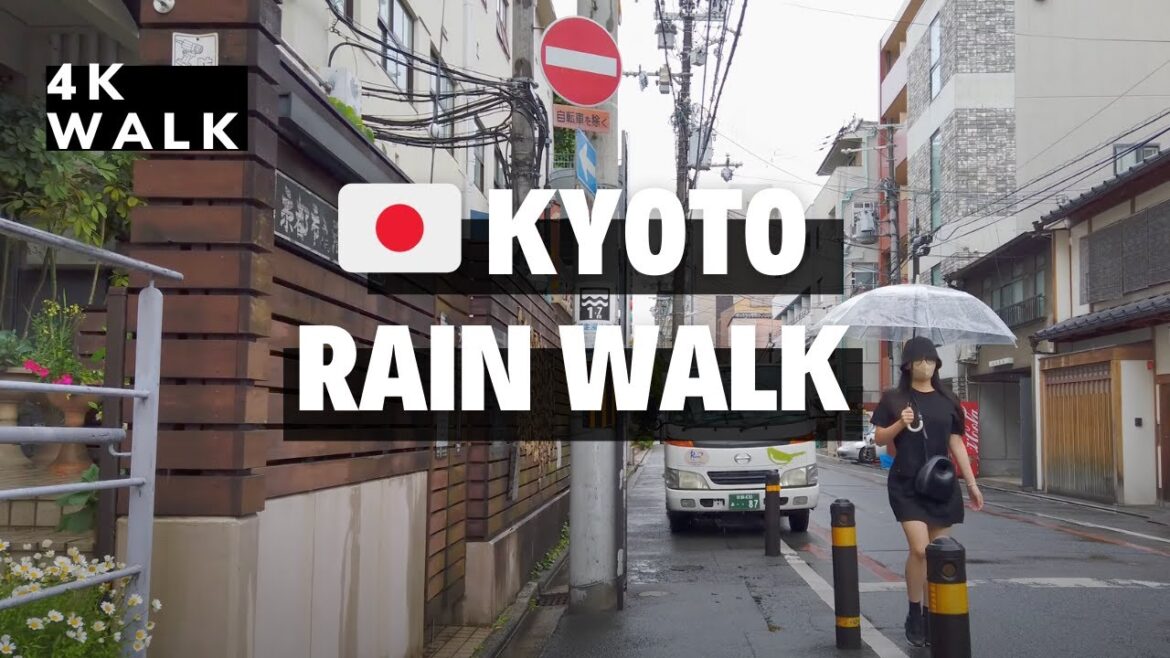 Walking in the Rain in Kyoto | 4K Walking Tour