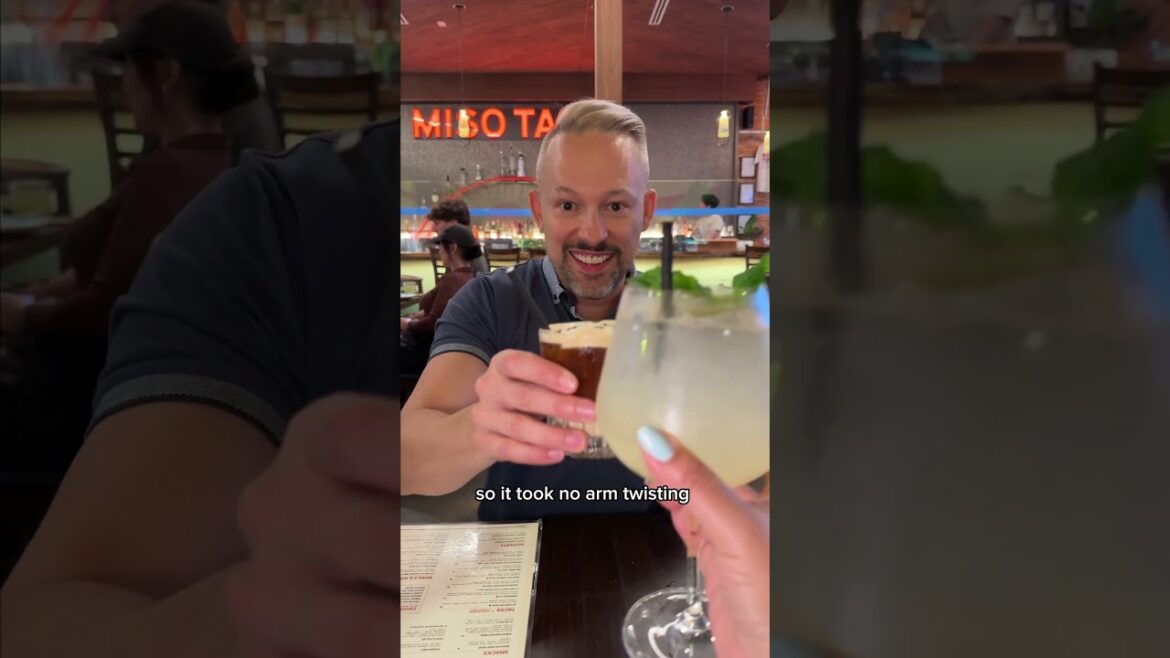 Japanese Mexican Street Food in a new Canadian location! 🇲🇽🇯🇵🇨🇦