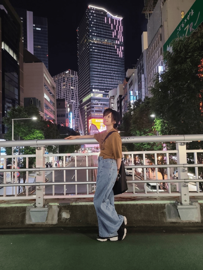 Takahashi Rie on the Footbridge from『Yoru no Kurage wa Oyogenai』🌃