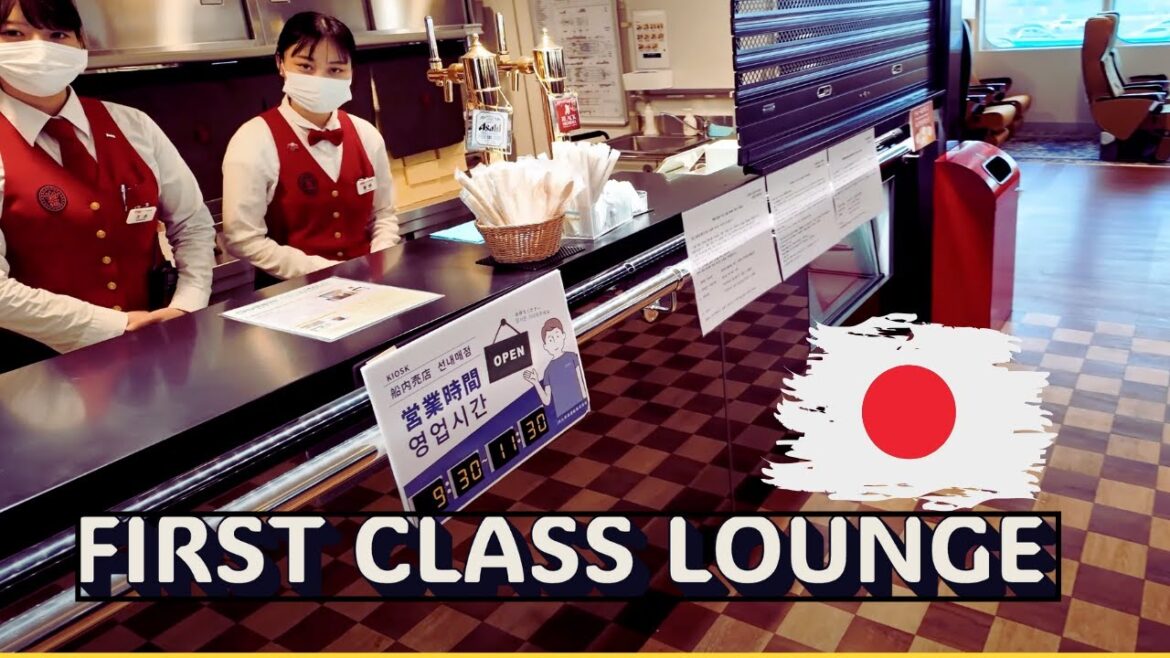 An African Villager's Embarrassing Moments Aboard the Queen Beetle #firstclass #queenbeetle  #pusan